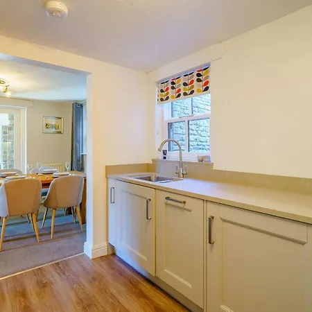 2 Bed In Sedbergh 89266 Holiday home Millthrop